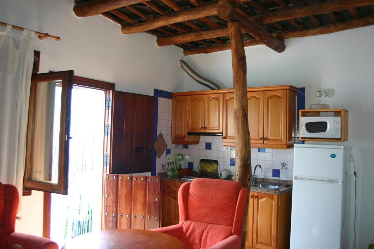 Apartamentos Y Casas Rurales Las Terrazas De La Alpujarra Bubión Esterno foto