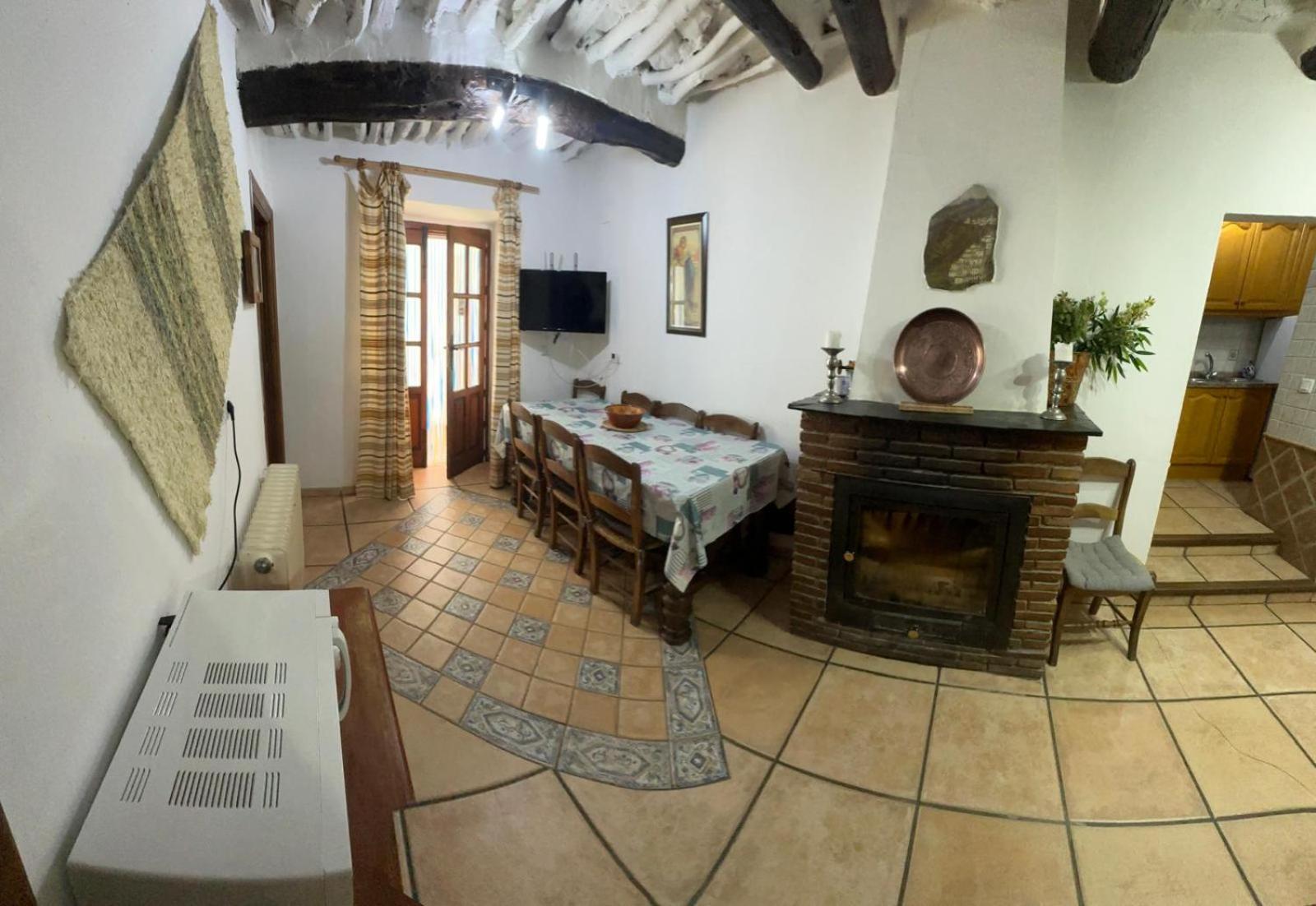 Apartamentos Y Casas Rurales Las Terrazas De La Alpujarra Bubión Esterno foto