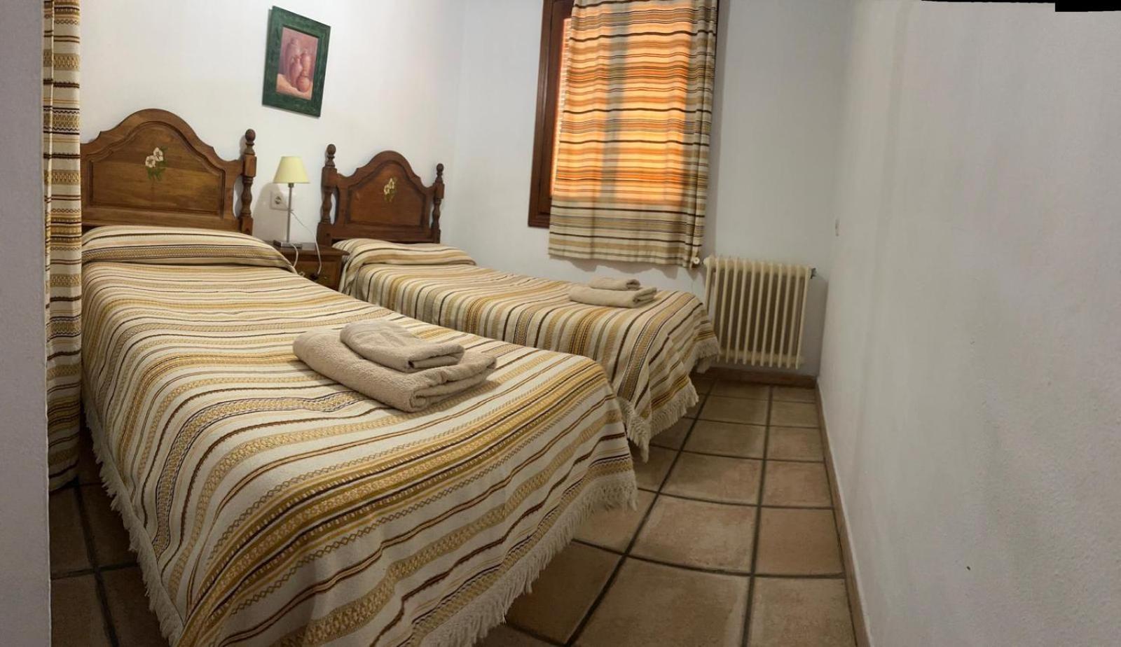 Apartamentos Y Casas Rurales Las Terrazas De La Alpujarra Bubión Esterno foto