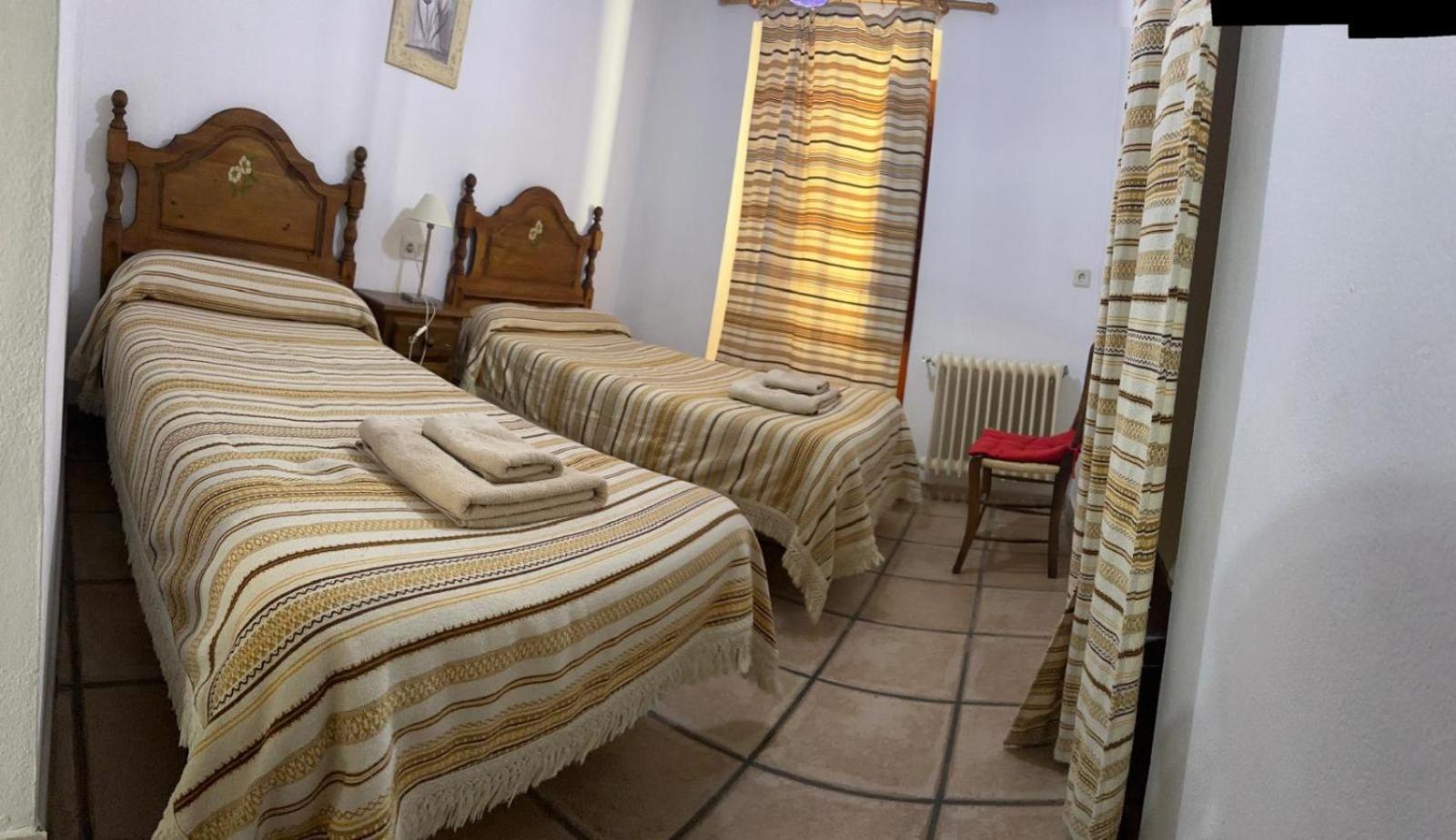 Apartamentos Y Casas Rurales Las Terrazas De La Alpujarra Bubión Esterno foto